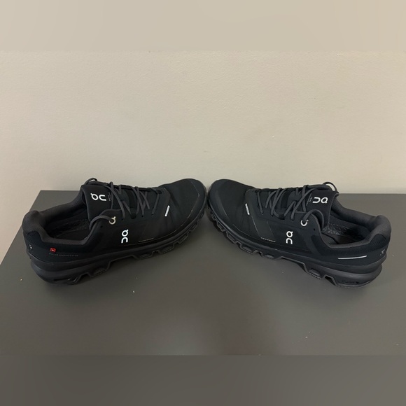 On Cloudventure Waterproof Trail Running Shoes,Women’s,Size 10.5 Black - Picture 3 of 14